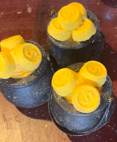 Pot O’ Gold Bath Bombs